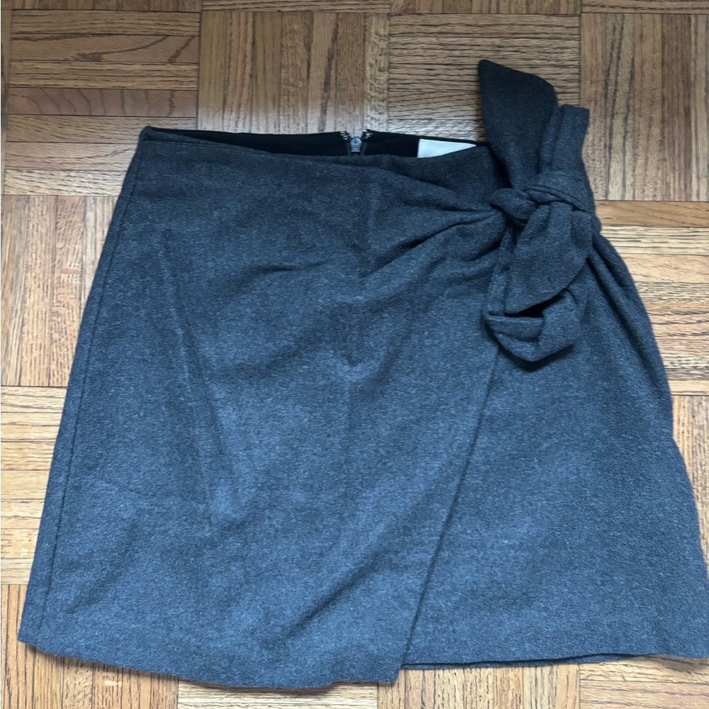 Aritzia Wilfred Charcoal Gray Wool Skirt